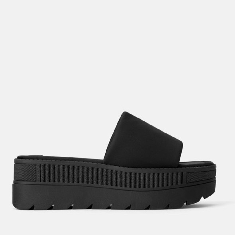 ✨BRAND NEW✨ ZARA TRF BLACK 90's PLATFORM SANDALS Y2K LOOK
